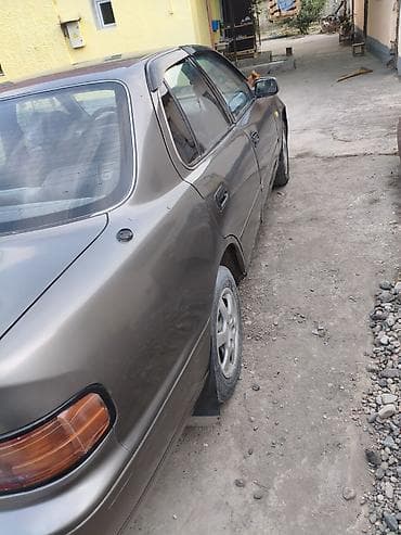 мер 124: Toyota Camry: 1992 г., 2.2 л, Механика, Бензин, Седан — 10