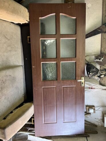 Высота2 метра, ширина 80см
Старый толчок