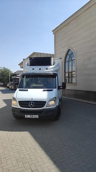 Рефрижератор на базе Mercedes-Benz Sprinter. - Тип: изотермический