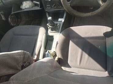 ауди 100 чаек: Audi 80: 1995 г., 2 л, Механика, Бензин, Седан — 8