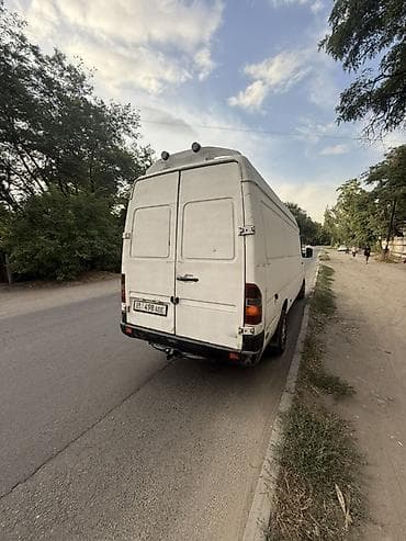 Унаа: Жеңил жүк ташуучу унаа, Mercedes-Benz, Стандарт, 3 т, Колдонулган — 3