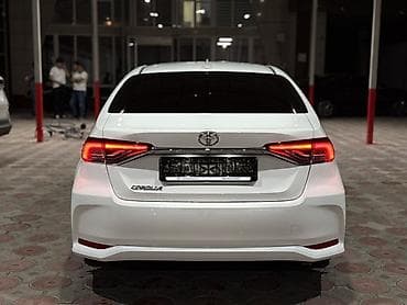 toyota corolla e120: Toyota Corolla: 2025 г., 1.8 л, Гибрид, Седан — 5