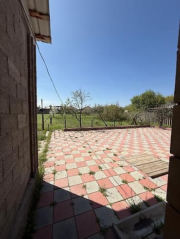 продаю дачу кант: Продаётся частный жилой дом. село Васильевка. Дополнительная — 9