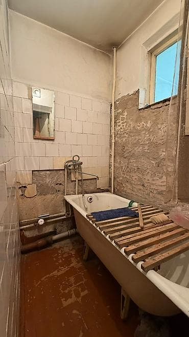 ищу кывартира: 2 комнаты, 44 м², Бишкек Парк ТРЦ Индивидуалка, 3 этаж, Требуется ремонт — 9