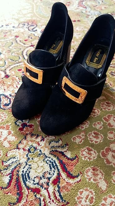 бу 39: Женская обувь (2 пары) брендовые - оба туфлей продаю за 1000 сом 😁 1) — 1