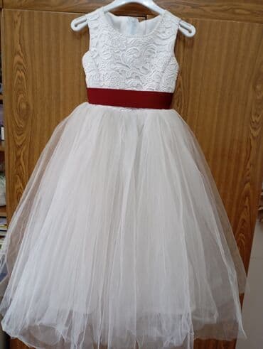 школьный фартук на прокат: На Прокат 300с 
Производство Турция от 4.5.6.7лет — 1