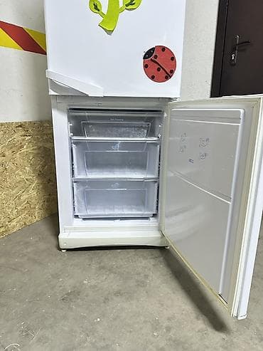 samsung quantum 2: Холодильник Indesit, Б/у, Двухкамерный, De frost (капельный), 60 * 170 * 60 — 4