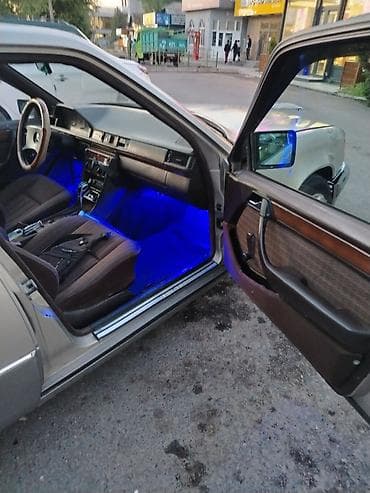 lexus lx 350: Mercedes-Benz E-Class: 1991 г., 2.3 л, Автомат, Газ, Седан — 8