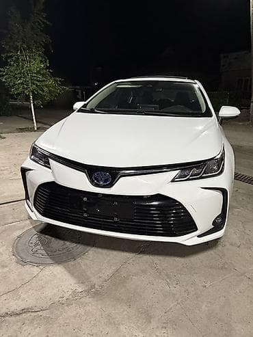 противен: Toyota Corolla: 2022 г., 1.8 л, Вариатор, Гибрид, Седан — 2