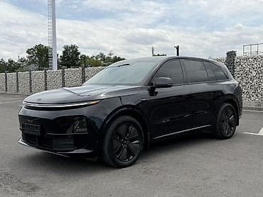 Lixiang L6: 2024 г., 1.5 л, Автомат, Гибрид, Кроссовер at lalafo.kg Lixiang L6: 2024 г., 1.5 л, Автомат, Гибрид, Кроссовер