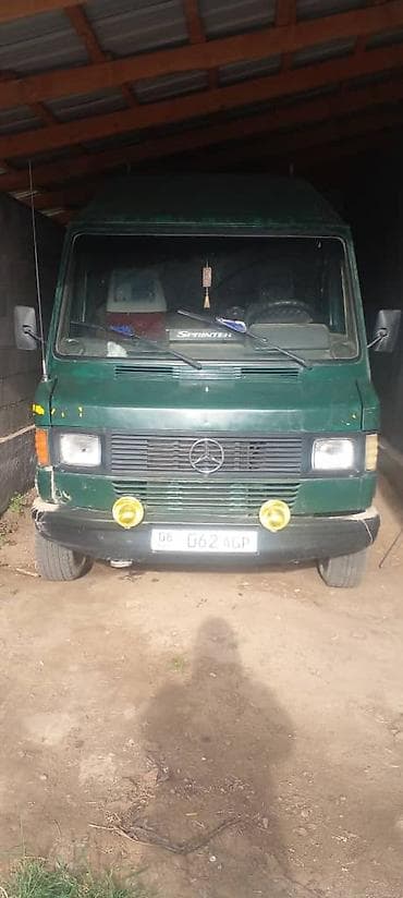 трактор мтз беларус 82 1: Mercedes-Benz T1: 1990 г., 0.3 л, Механика, Дизель, Бус — 2