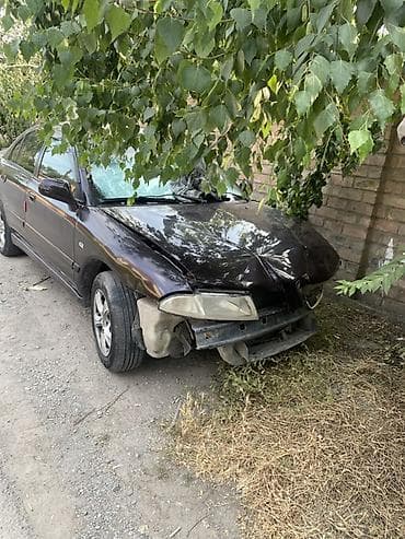 bcd com: Mitsubishi Carisma: 2001 г., 1.6 л, Механика — 3
