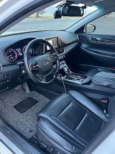 spark 7: Hyundai Grandeur: 2019 г., 3 л, Автомат, Газ, Седан — 7