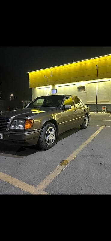 devo tiko: Mercedes-Benz W124: 1989 г., Седан — 6