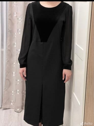 Киреге берилүүчү кийимдер: Кече көйнөгү, Классикалык, Жеңдери менен, M — 5