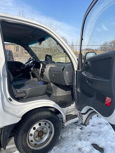 hyundai venue: Автовышка, Kia, 2014 г., 19 м — 6