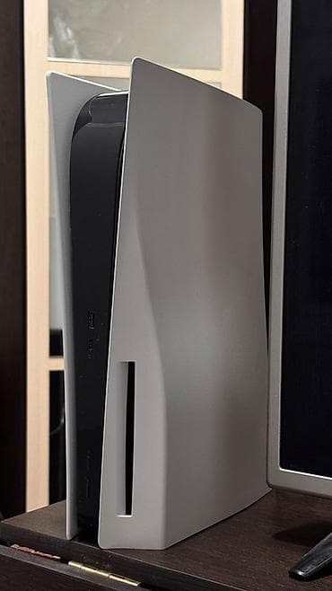 Игровая консоль PlayStation 5 FAT (версия с дисководом) полный