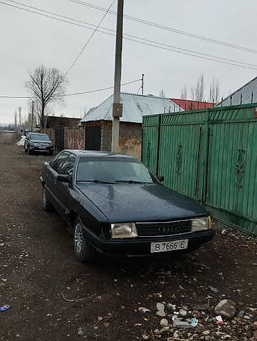 тойота приус с: Audi 100: 1991 г., Седан — 3