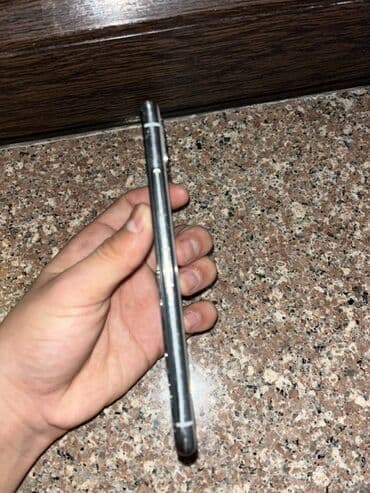 бу чехлы: IPhone X, Серебристый — 6