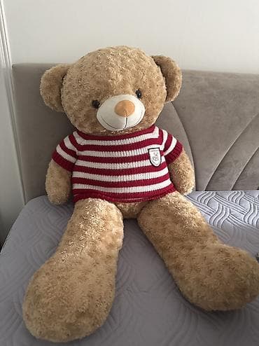 Детские электрокары: Скоро 14 февраля! Продается Большой плюшевый медведь в вязаном свитере — 2