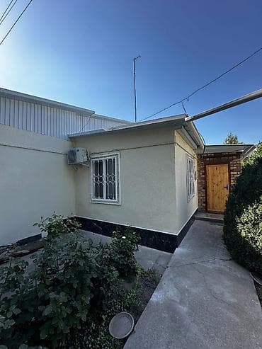 Продажа домов: ID 09 Продаётся полдома, 69м², с участоком 1'8 сотки. 📍Нижний Кызыл — 10