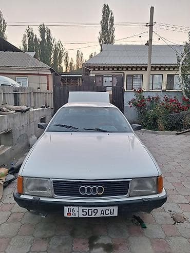 буксиры: Audi 100: 1986 г., 1.8 л, Механика, Бензин, Седан — 1