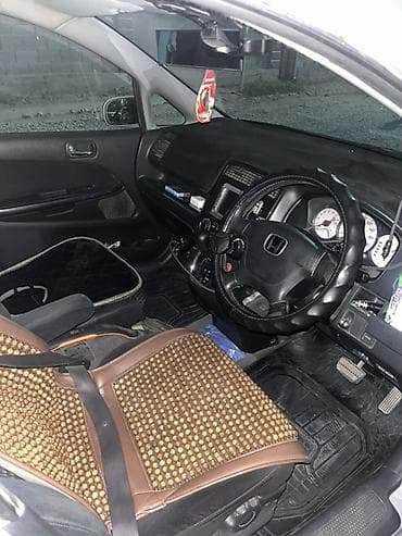Транспорт: Honda Stream: 2002 г., 2 л, Автомат, Бензин, Универсал — 8