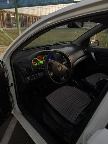 продаю или меняю с доплатой: Ravon Nexia: 2017 г., 1.5 л, Механика, Газ, Седан — 8