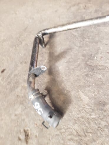 испаритель на чарон: Mitsubishi Delica 2000 трубка антифриза Митсубиси Делика 4d56 — 4