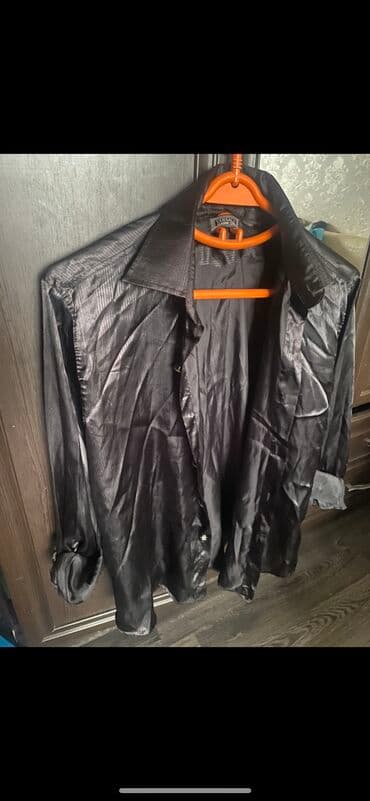 брендовая мужская одежда по низким ценам: Рубашка мужской 
Сост отл любое из них по 250с м40,42разм — 3