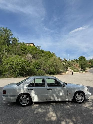w124: Mercedes-Benz W124: 1995 г., Автомат, Седан — 9