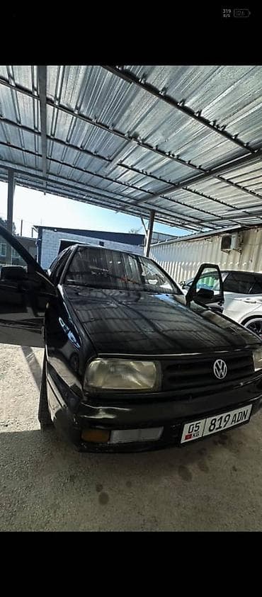 Volkswagen Vento: 1993 г., Седан — 1