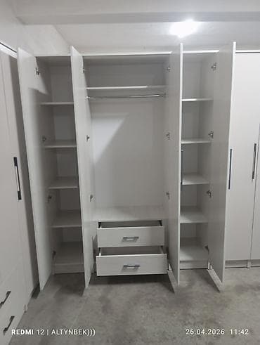 шкафы для одежды в бишкеке: Шифоньер, шкаф для одежды, Прямой, ЛДСП — 4
