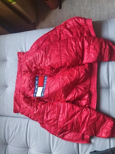 бомбер: Красная стёганая куртка-бомбер Tommy Hilfiger - Яркий насыщенный — 2