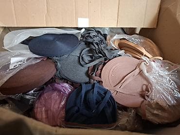 Тигүүчүлөр үчүн отургучтар: Продается комплект мебели и оборудования для ателье/швейного цеха: - — 10