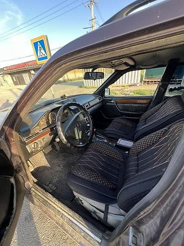 outback br: Mercedes-Benz W124: 1994 г., 2.2 л, Автомат, Бензин, Универсал — 6
