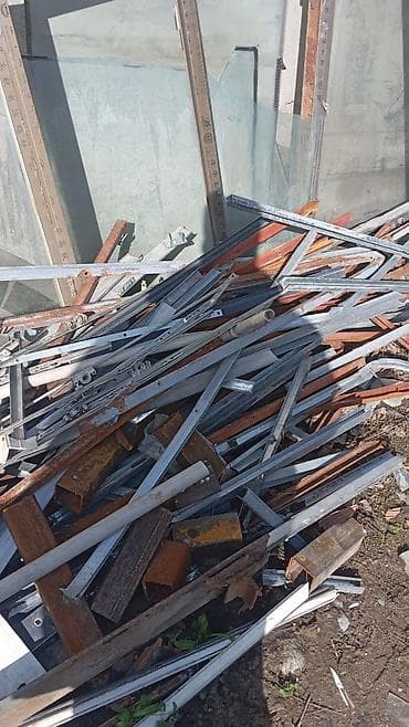 Үй жана бакча: Металлопрокат/металлолом — трубы и профили Состав: - Стальные круглые — 3