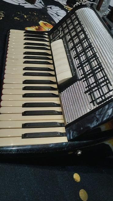 часы диски: +жети жети жуз беш торт жуз он бир жыйырма уч отуз жети — 1