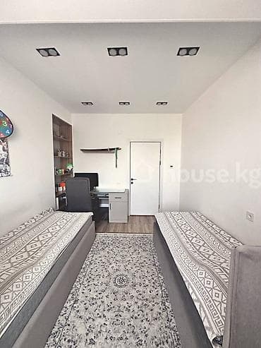 кремлевский: 4 комнаты, 102 м², Элитка, 3 этаж, Евроремонт — 3