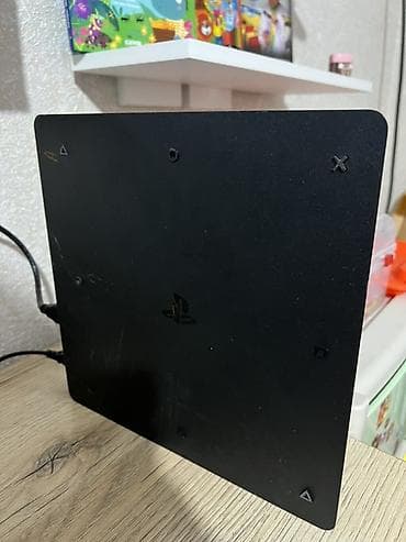 pls 4: PlayStation 4 Slim (чёрная) — игровая консоль с комплектом аксессуаров — 3
