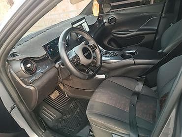 yamaha neos: BYD E2: 2023 г., Электромобиль, Кроссовер — 4