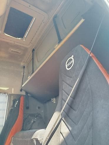 geely galaxy e5: Тягач, Volvo, Без прицепа — 8