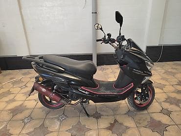 наколенники мото: Макси-скутер 150 куб. см, Бензин, Б/у — 2