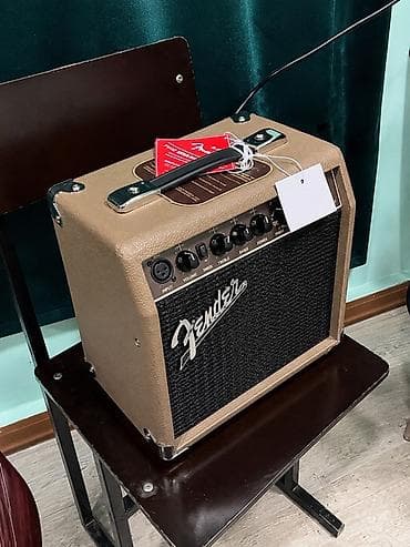 Гитарный комбоусилитель Fender Acoustasonic 15 - Акустический