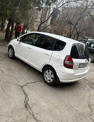 афтамат машина бу: Honda Fit: 2002 г., 1.3 л, Автомат, Бензин, Хэтчбэк — 2
