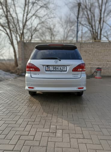 аренда скутера с выкупом: Toyota Ipsum: 2003 г., 2.4 л, Автомат, Бензин, Минивэн — 2