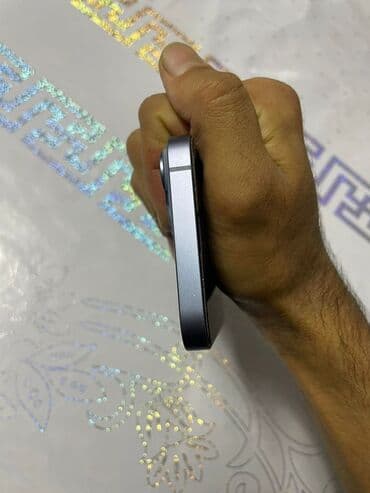 буфер на авто: IPhone 14 на 256 гб АКБ 76 (плоские грани, двойная камера — 8