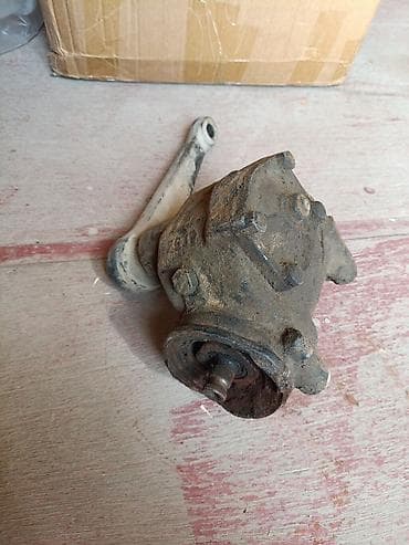 Рулевой редуктор с сошкой (механический). Компактный червячный узел at lalafo.kg Рулевой редуктор с сошкой (механический). Компактный червячный узел