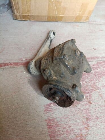 автомобили для инвалидов с ручным управлением: Рулевой редуктор. Механизм, предназначенный для передачи усилия от — 1