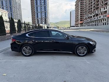 step 2: Hyundai Grandeur: 2019 г., 2.4 л, Автомат, Бензин, Седан — 4